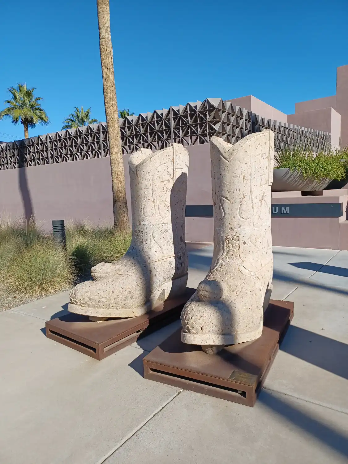 Hotels near ASU Art Museum