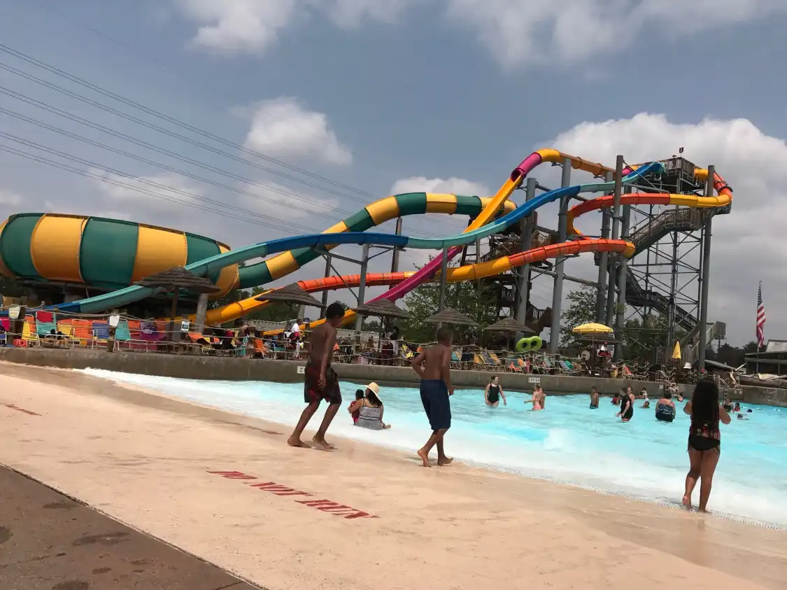 Hotel in zona Six Flags Elitch Gardens