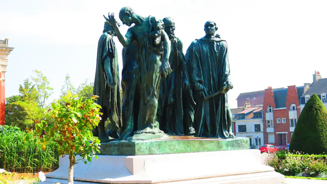 The Burghers of Calais附近的飯店