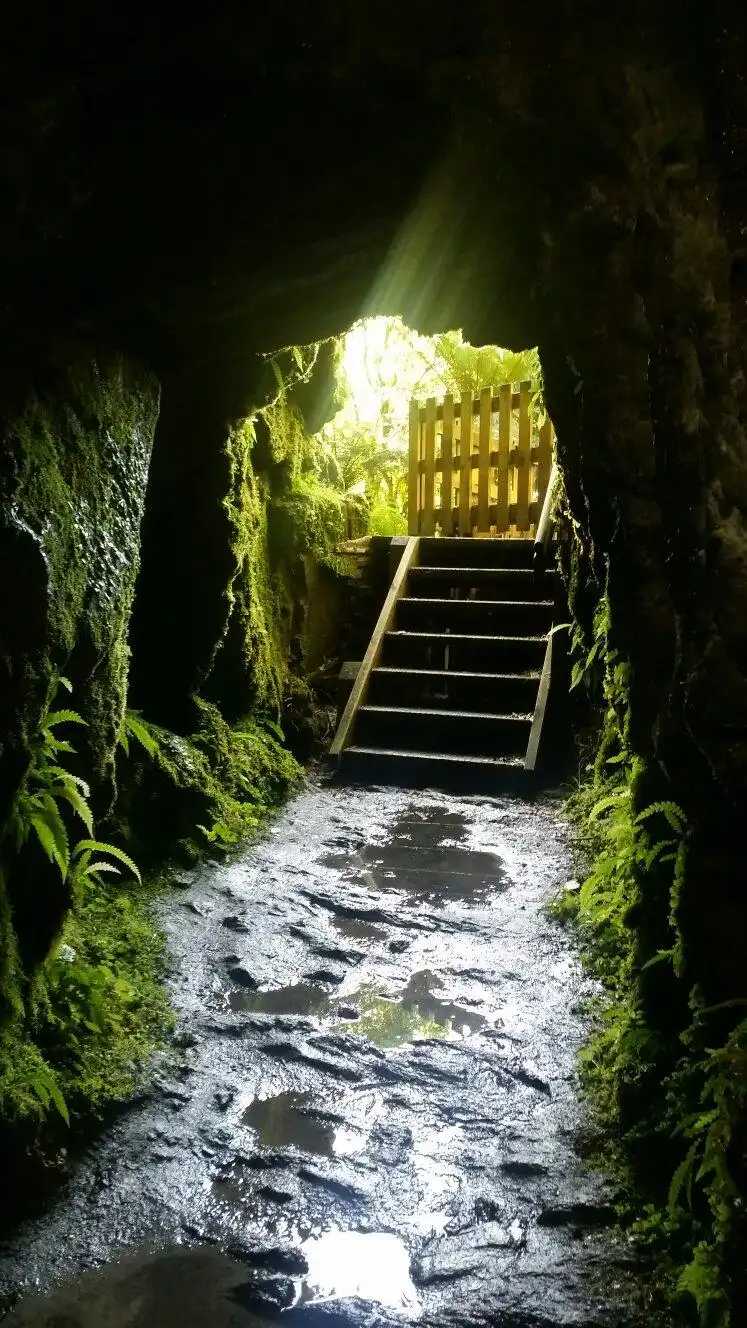 Hotels near Tatare Tunnels Walk