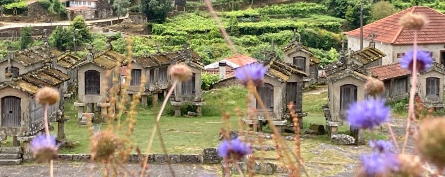 Granaries of Lindoso