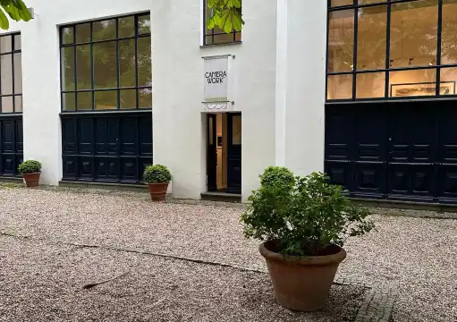Hotels in der Nähe von CAMERA WORK Gallery