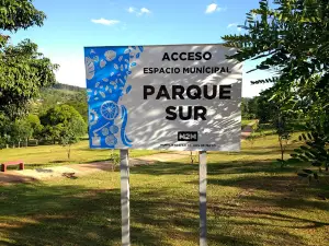 Municipal Dos De Mayo Park