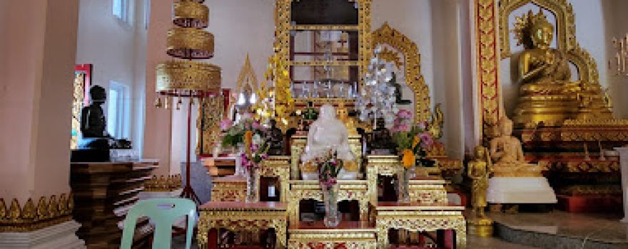 วัดกลาง รัตนบุรี