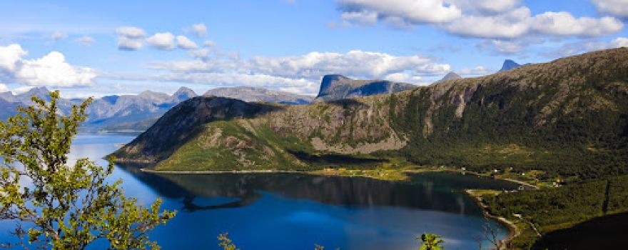 Holmfjellet View