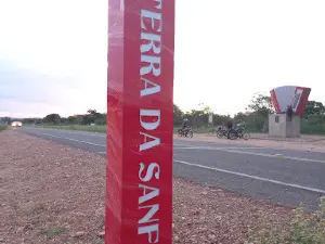 MAIOR MONUMENTO SANFONA DO MUNDO