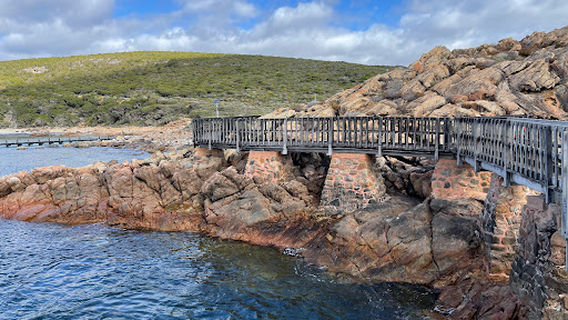 Kathleen's Seat, Canal Rocks Lookout