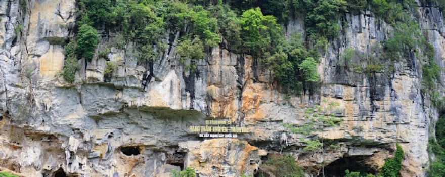 Thẩm Khuyên Cave