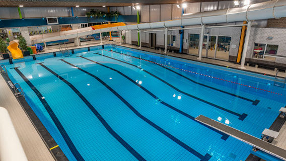 Ataro lentebad swimming pool