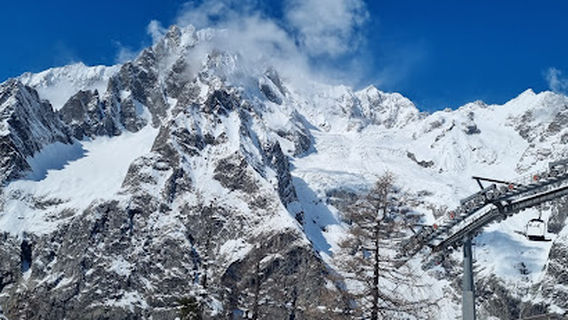 Cable car Val Veny