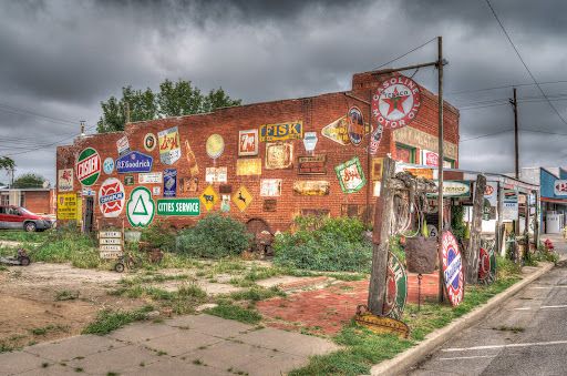 Sandhill Curiosity Shop