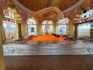 Shri Kshetra Machindranath Samadhi mandir maymba Sawargaon