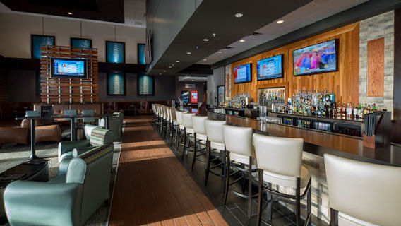 Moviehouse & Eatery by Cinépolis