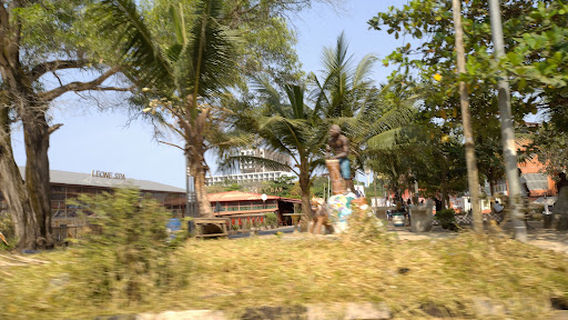 Aberdeen Beach Round About