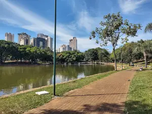Quiosque do Lago das Rosas