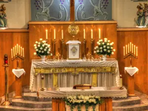 Holy Cross Catholic Church