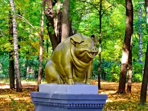 Pig Monument
