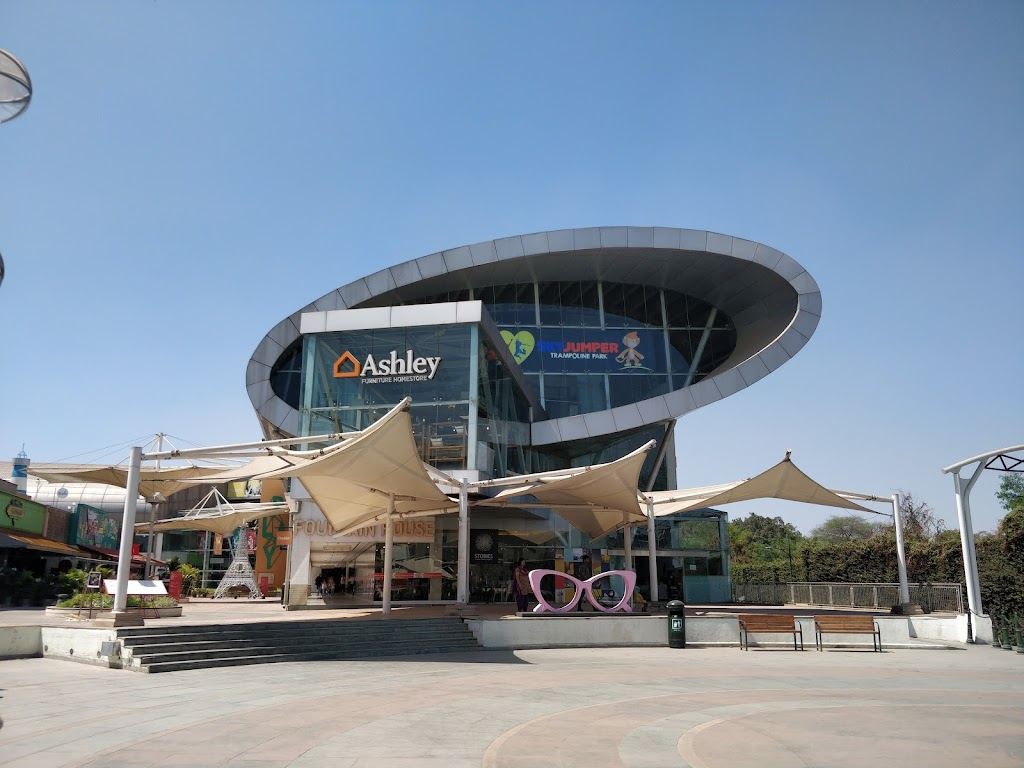 SkyJumper Trampoline and Amusement Park, Creaticity Mall, pune