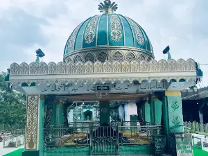 HAZRAT LASHKAR SHAH SHAHEED REHMATULLAH ALAIHEE (DARGAH SHARIF)