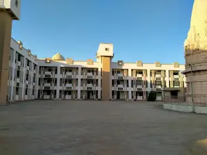 Shree Rajendrasuri Navkar Mandir & Dharamshala