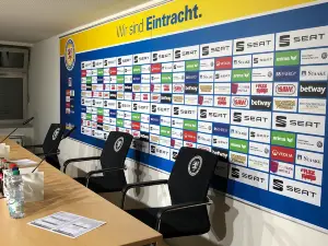 EINTRACHT-STADION