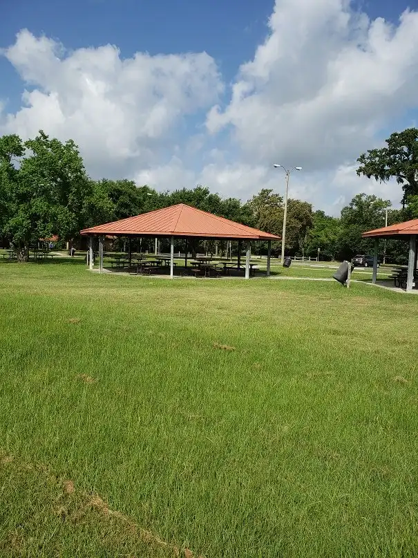 Hotels near Cullen Park