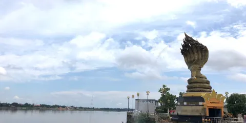 Phaya Sri Satta Nakarat Plaza