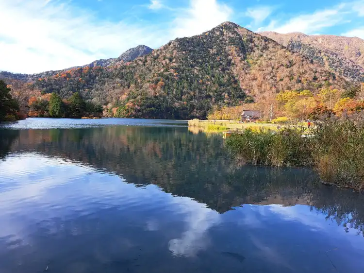 Hotels near Yuno Lake
