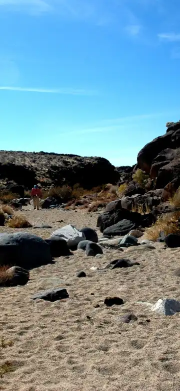 Hotels near China Lake