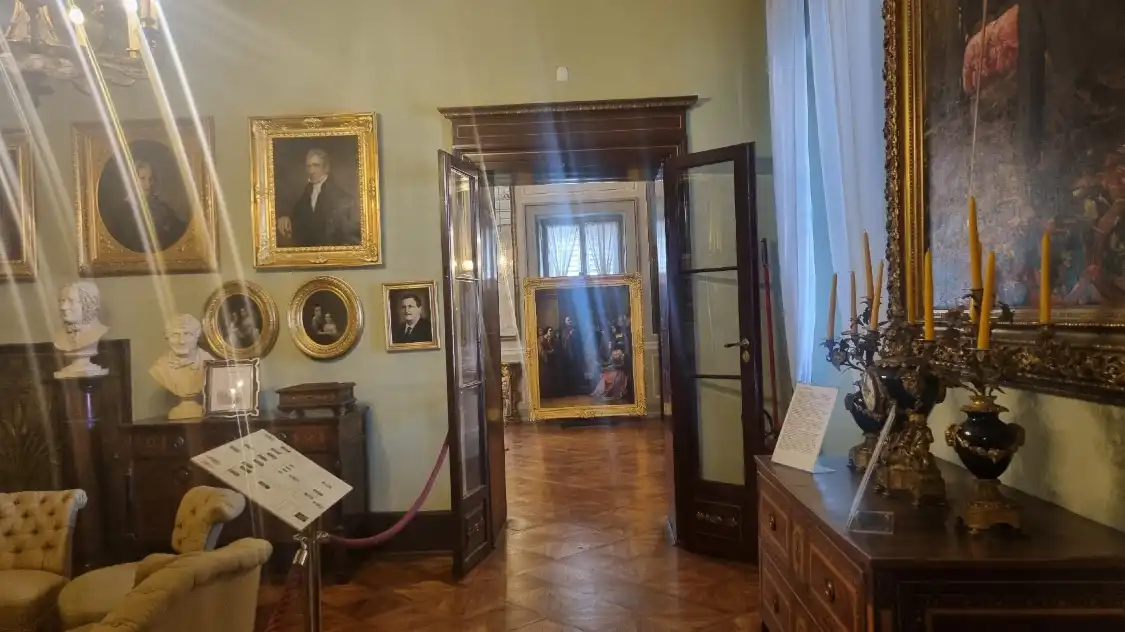 Hotels near Civico Museo Sartorio