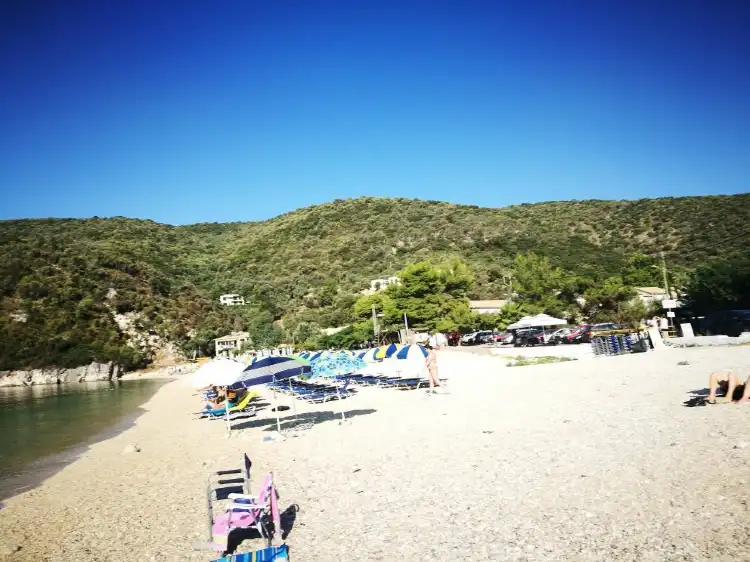 Hotels near Poros beach