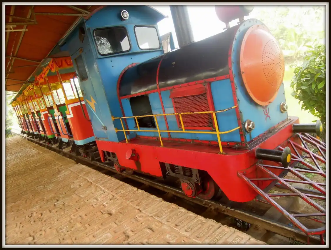 Hotels near Wonderland Kajal Dighi