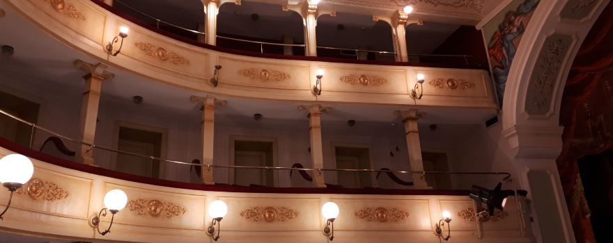 Theater Niccolo' Van Westerhout