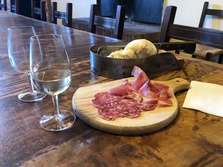 Отели в г. Бреганце