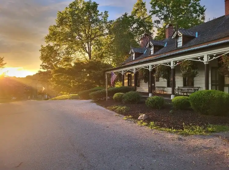 Hotels in Wappingers Falls