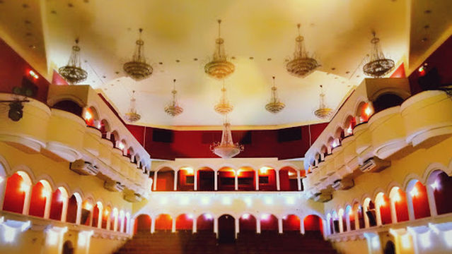 Dagestanskiy Gosudarstvennyy Kumykskiy Muzykal'no-Dramaticheskiy Teatr Im. A-P. Salavatova