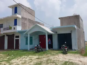 Main Chauraha Unchahar