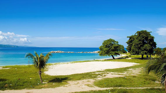 One Man Beach/Old Hospital Park Beach