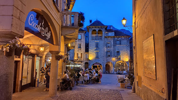 Piazza Rovereto Domodossola
