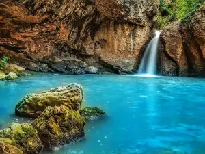 Emen Waterfall