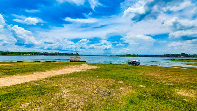 ອ່າງນ້ຳຫຸມ Namngum Lake