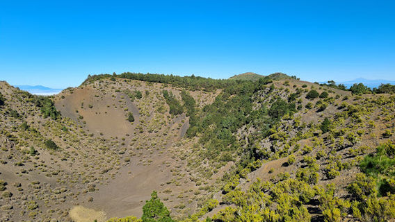 Sendero La Llanía