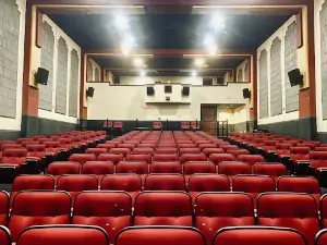 Ideal Theater Clare
