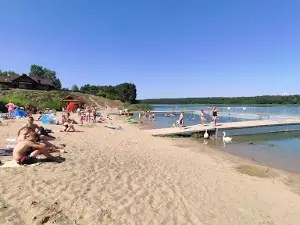 Plaża-Wypożyczalnia pojazdów wodnych w Czarnej Wsi
