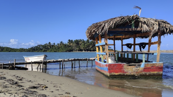 Wave Soul Retreats - Hotel - Surf & Kiteboarding Lessons