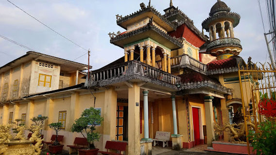 Chùa Già Lam Cổ Tự