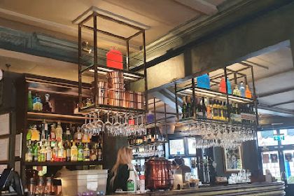 The Home Bar and Kitchen