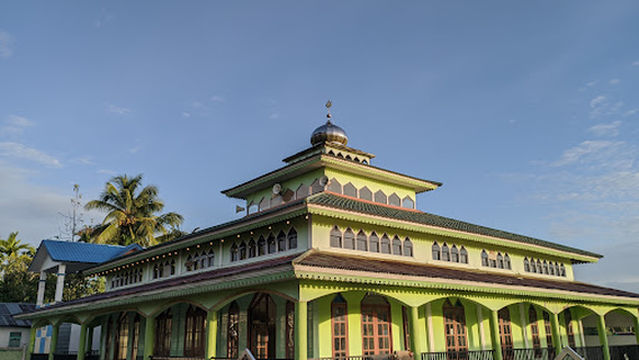Masjid Besar Khairussa'adah Kubu