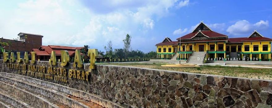 Balai Adat Tanjung Jabung Barat