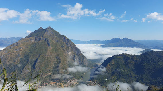 Pha Kao Viewpoint and camping